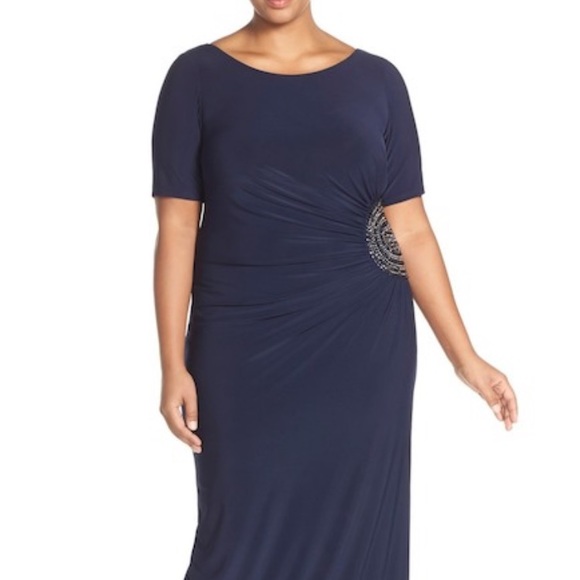 Xscape Dresses Xscape Embellished Side Short Sleeve Jersey Gown